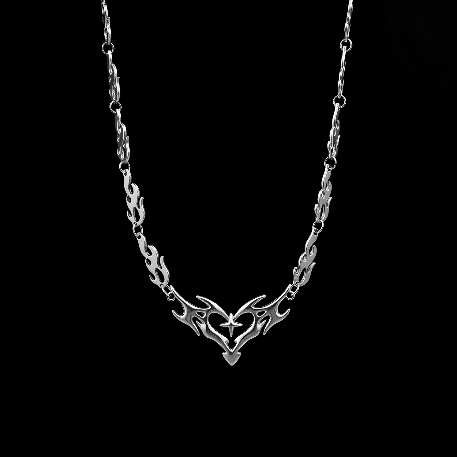 Razor Heart Choker
