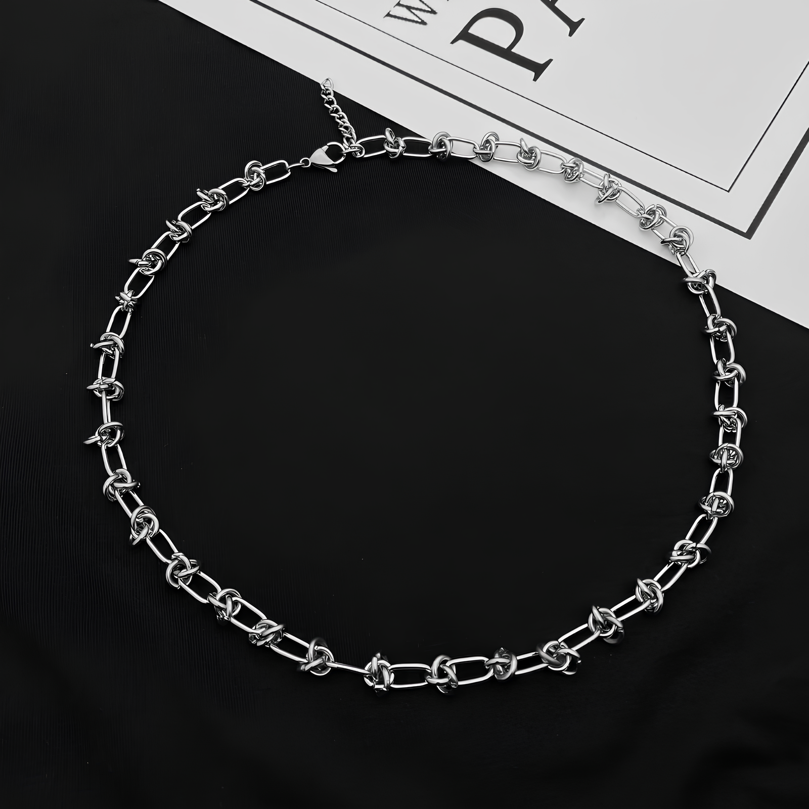 Brambles Wire Necklace