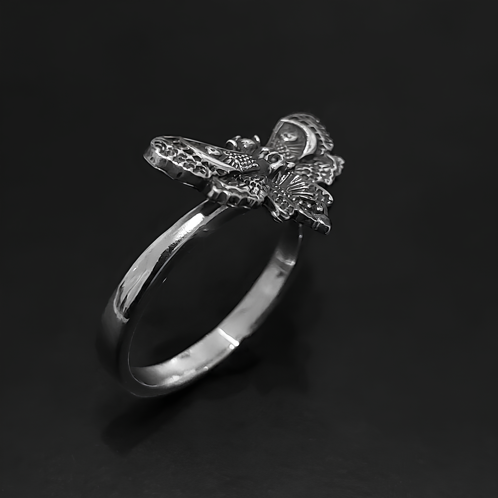 Duskwing Ring