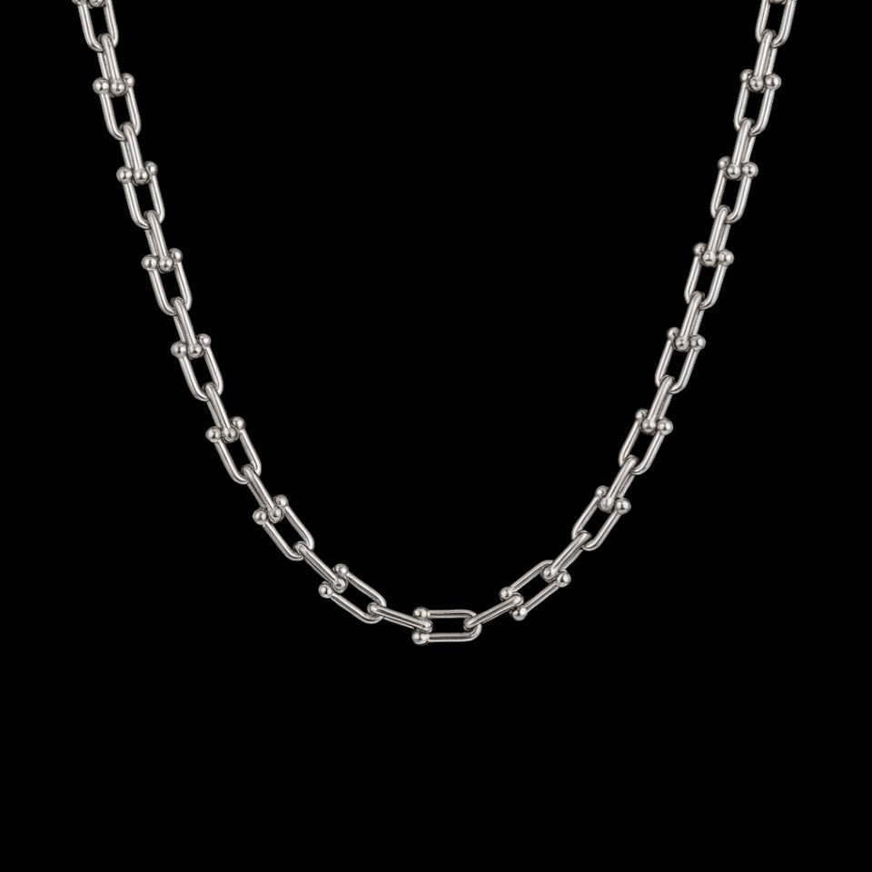 Rebels Clasp Necklace