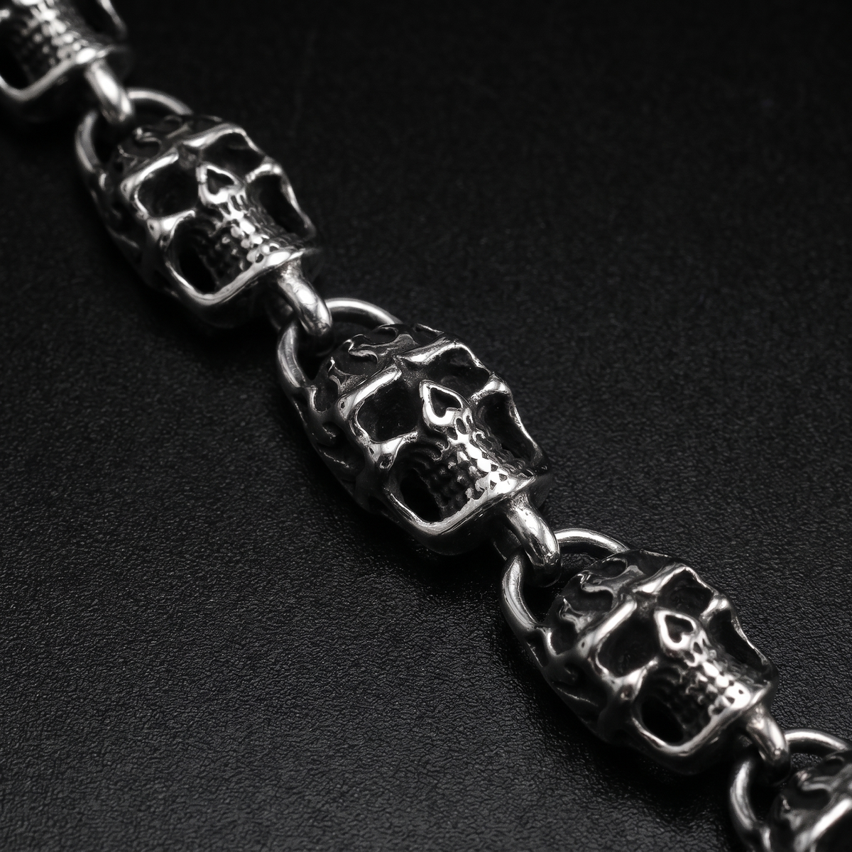 Pyro Belt Chain