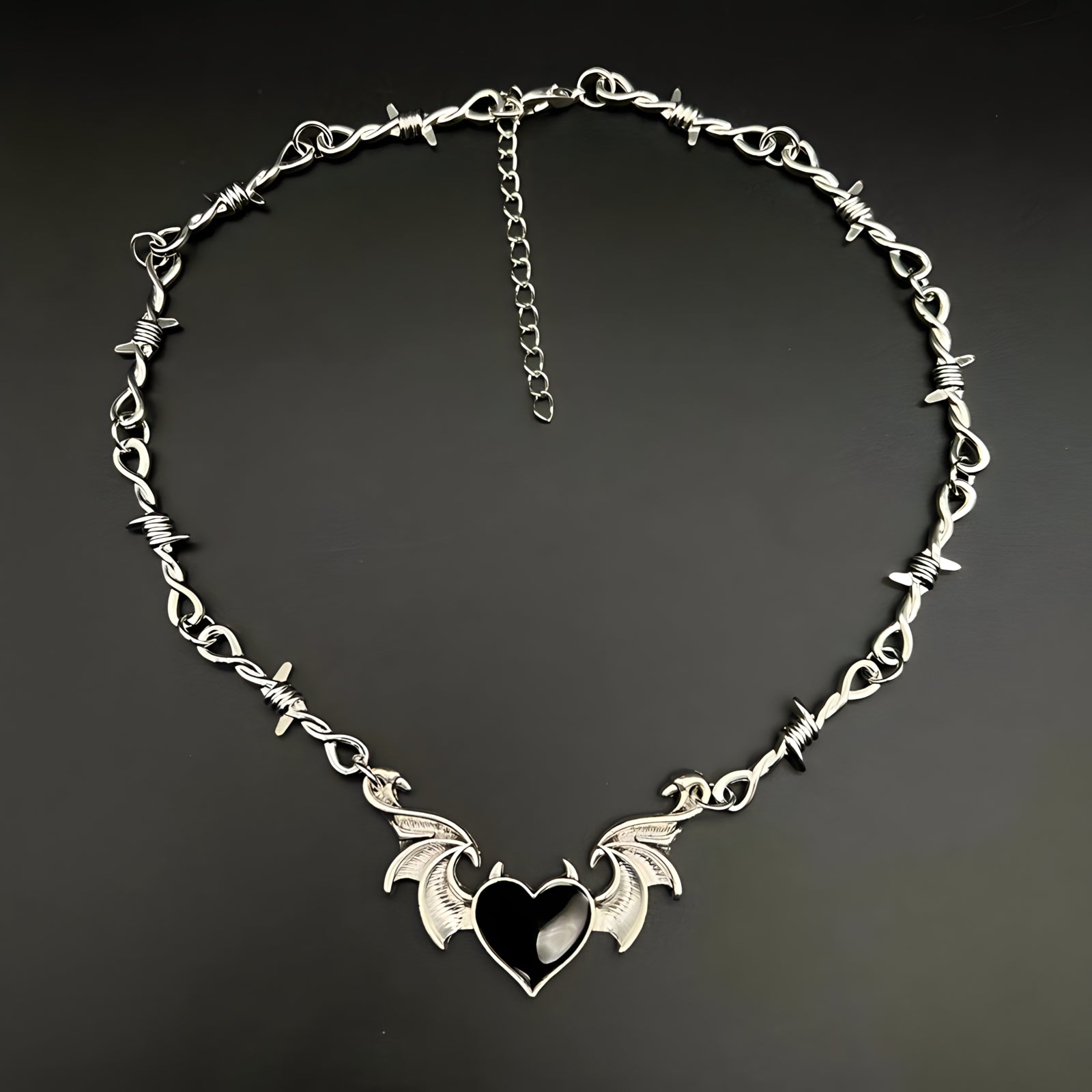 Barbed Darkheart Necklace