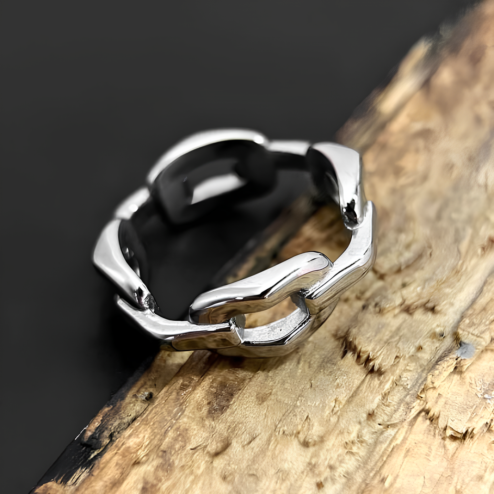 Chainbreaker Ring