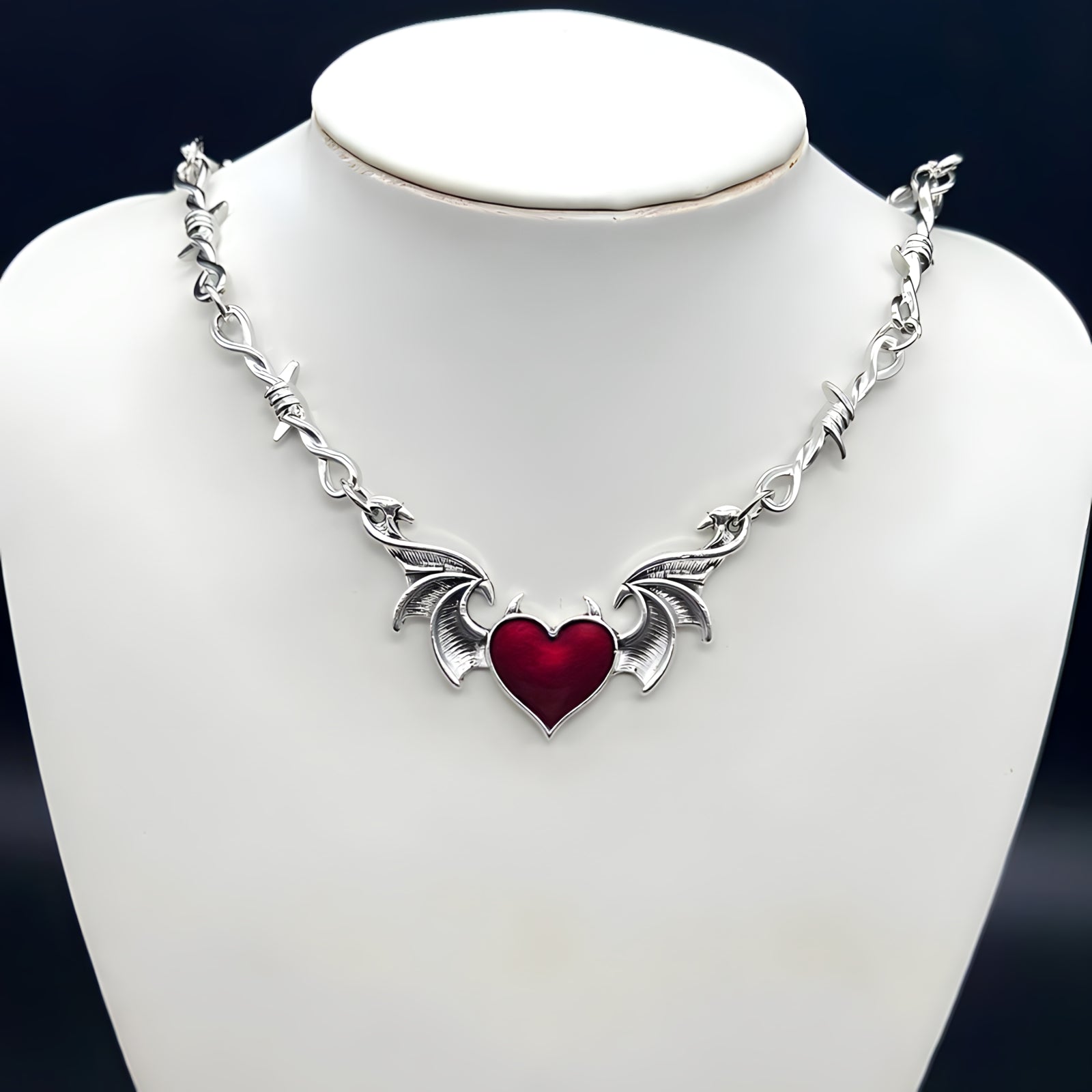 Barbed Darkheart Necklace