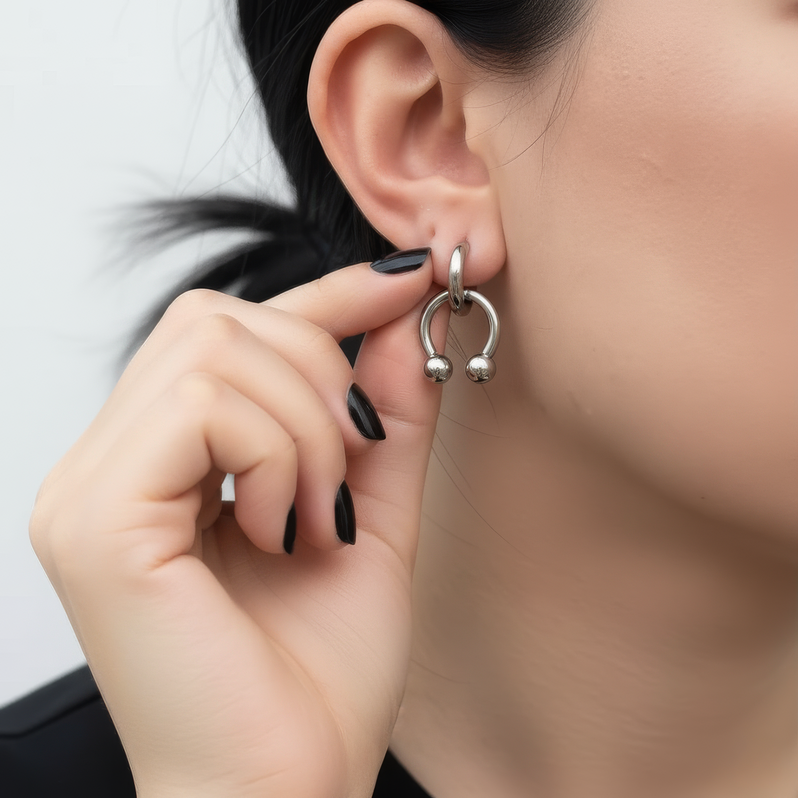 Horseshoe Hoops