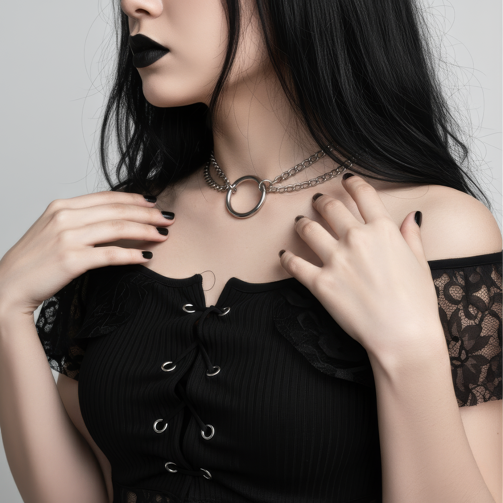 Hoop Choker