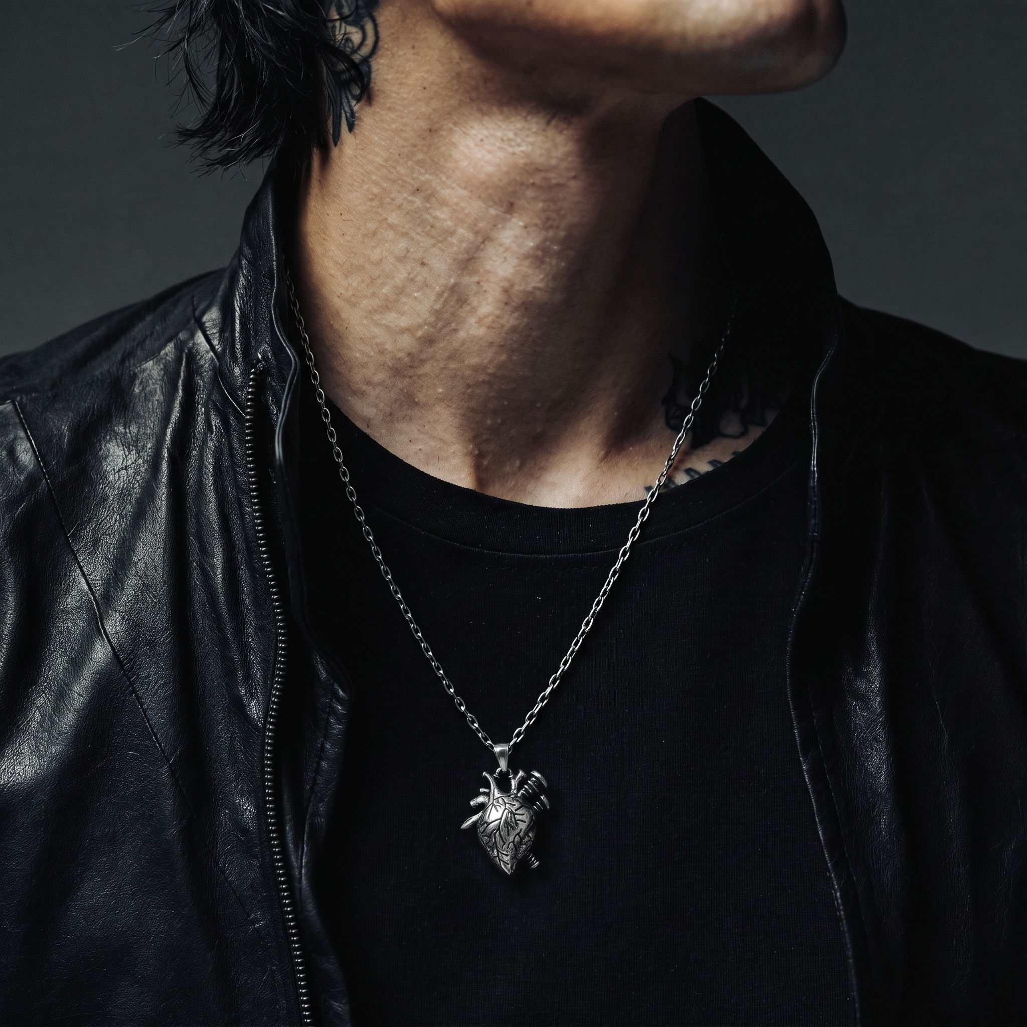 Screwed Necklace