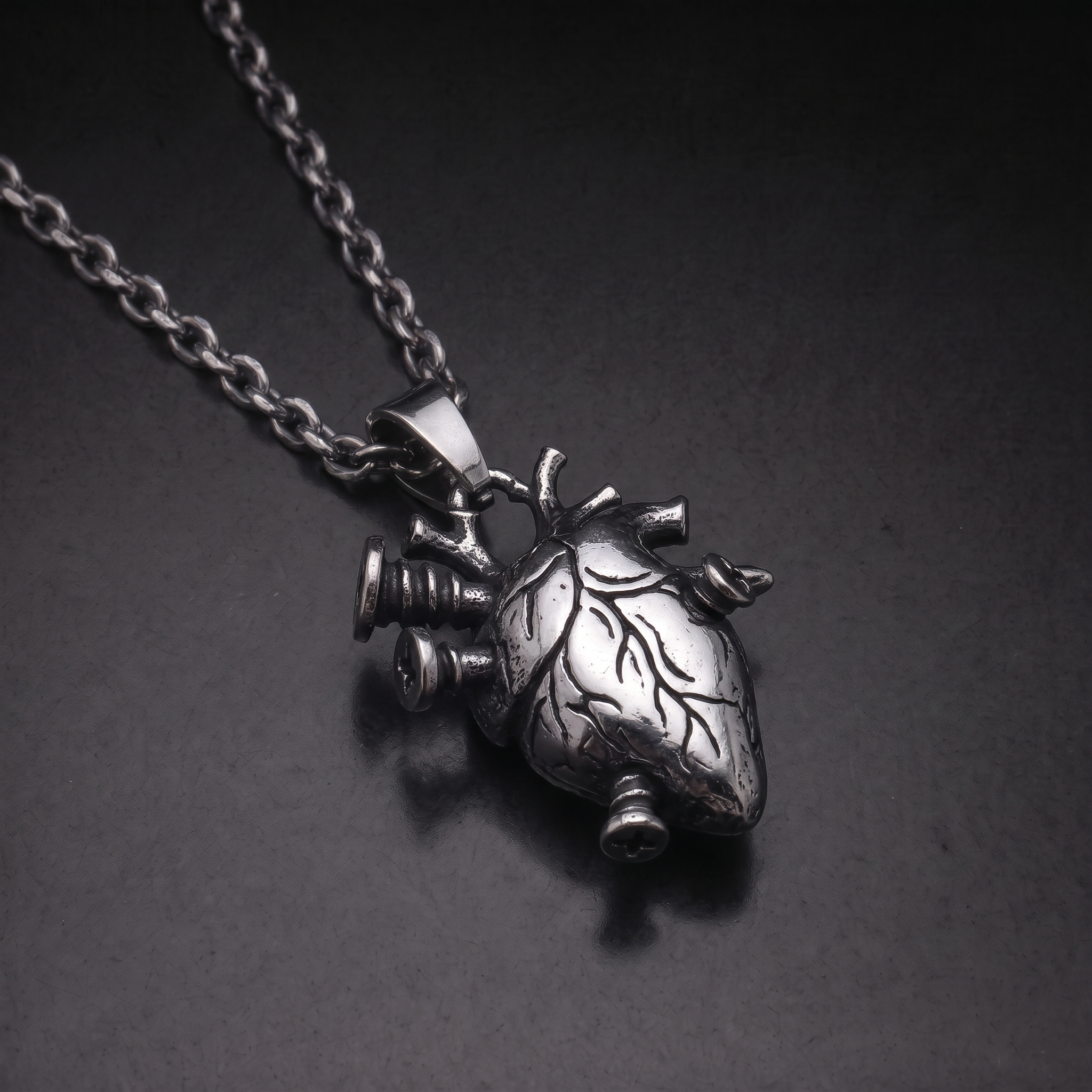Screwed Necklace
