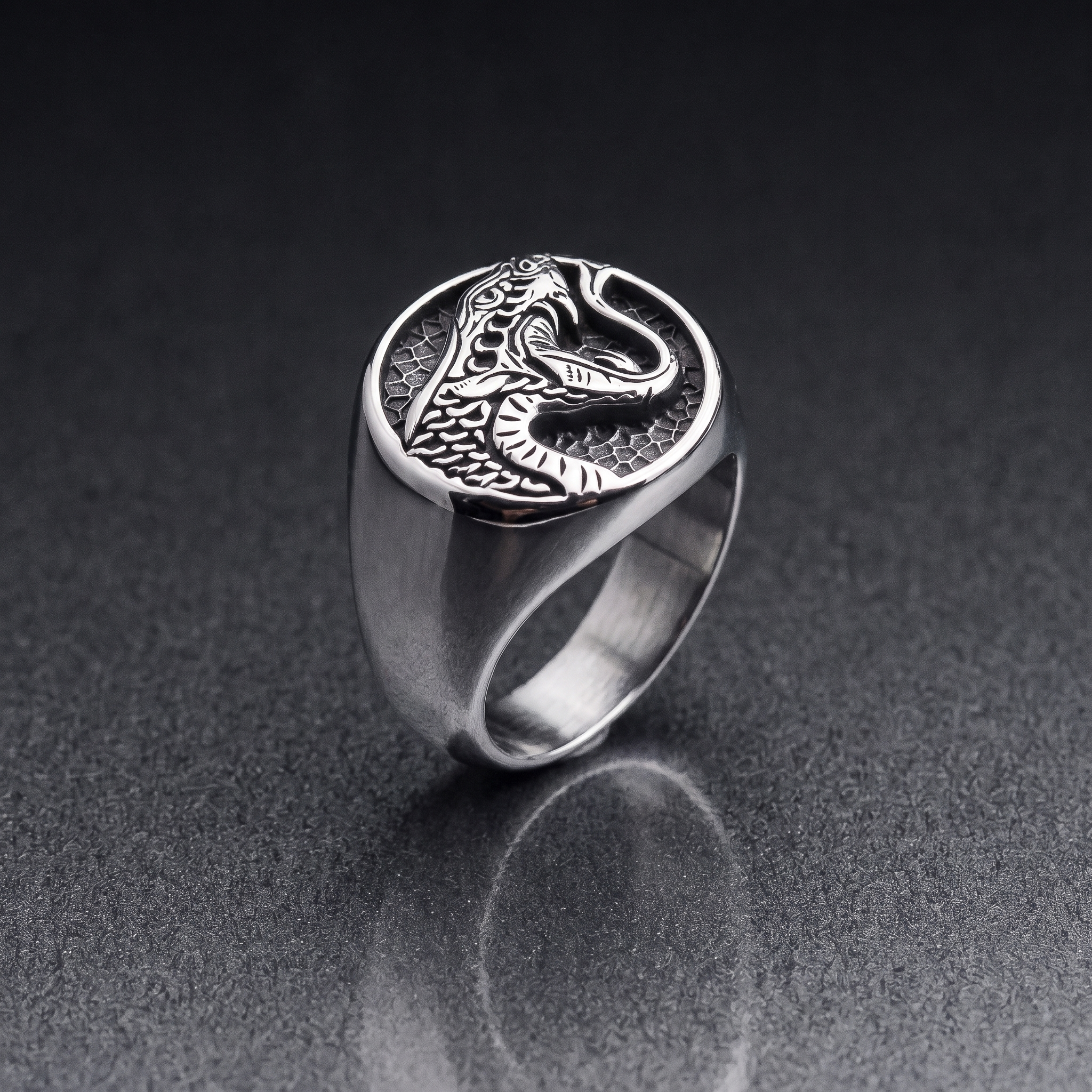 Venom Ring