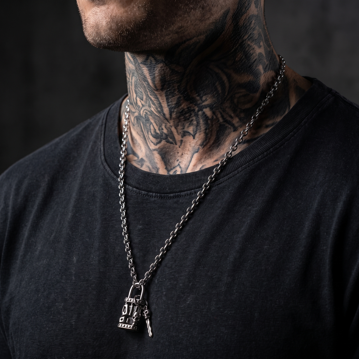 Dead Mans Hand Necklace