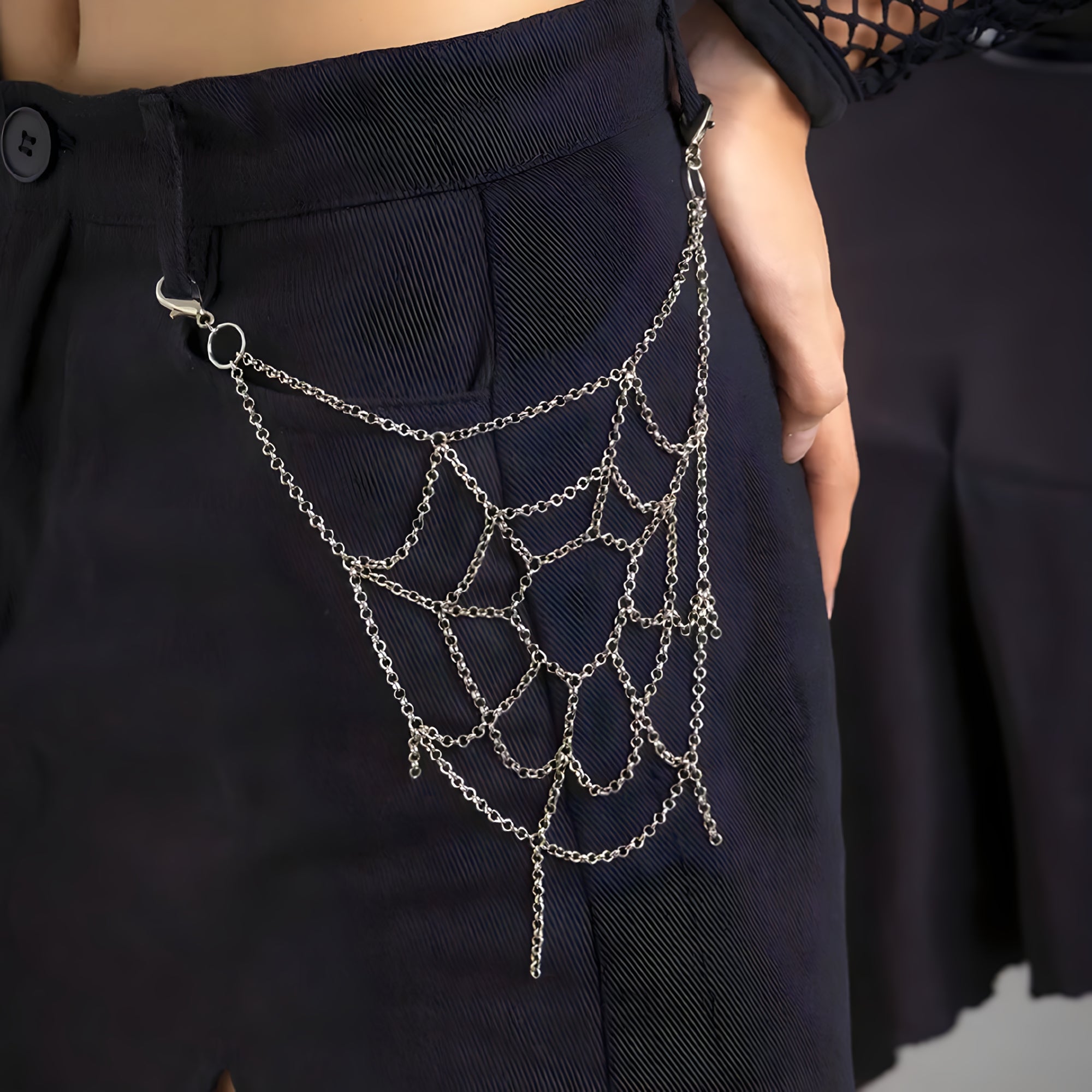 Spiderweb Belt Chain