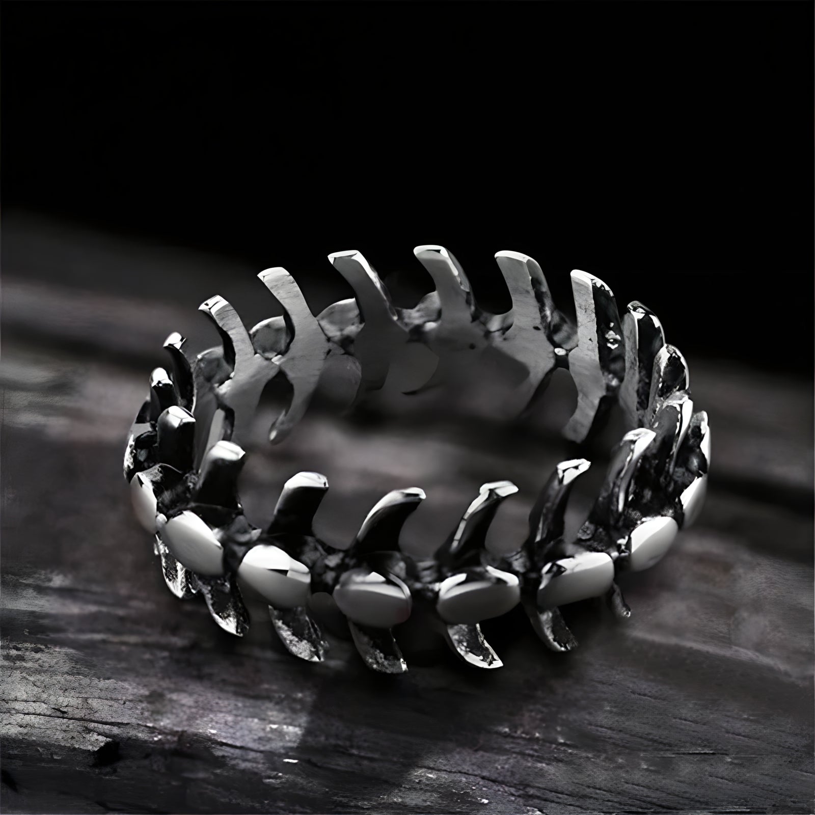 Vertebrae Ring